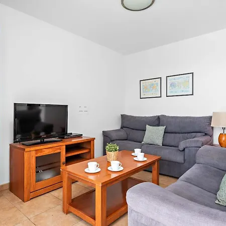 Villa Calan Bosch Emily *